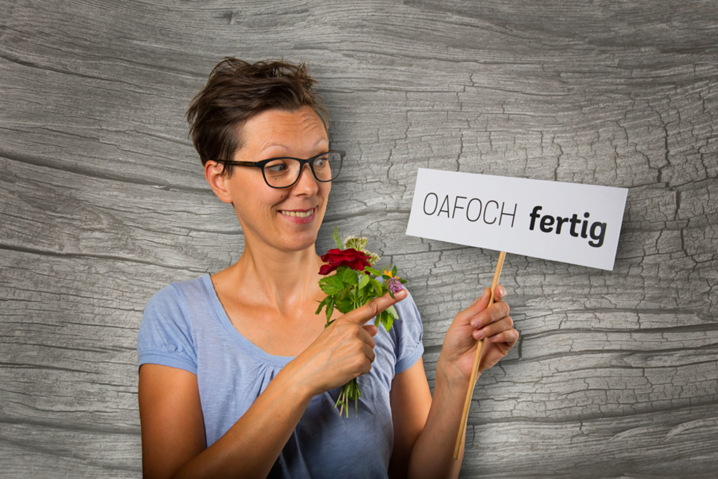 Salbenrühren mit Anita